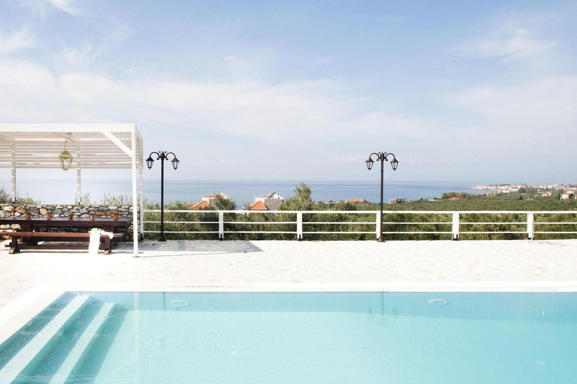 Poliana Estate Villas Riglia Экстерьер фото